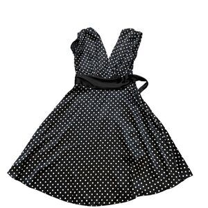 Love Tease Brand Black and White Polka Dit Satin V Neck Dress‎ Size 7